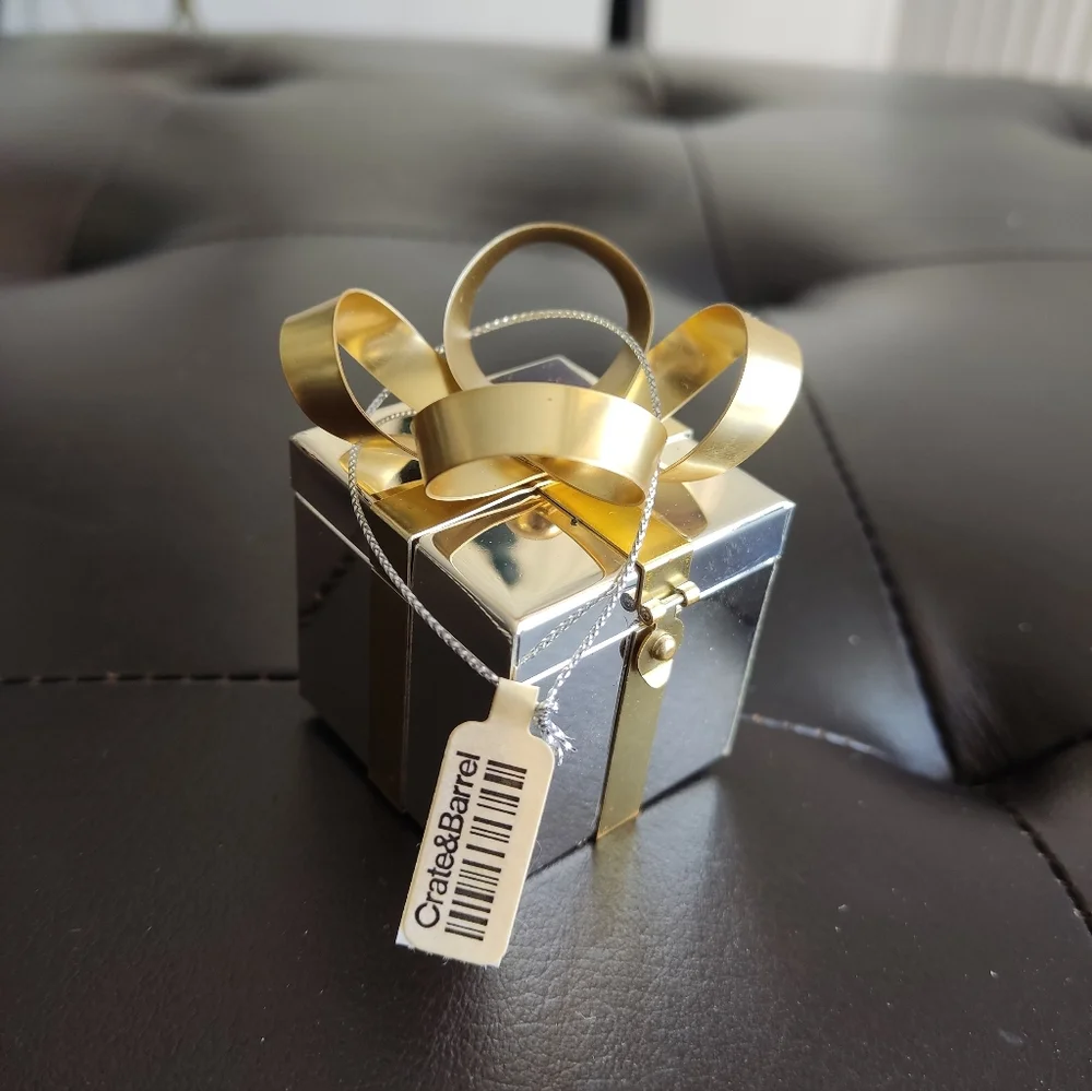 NWT Crate & Barrel Vintage Small Metallic Gift Box Ornament with Gold Bow